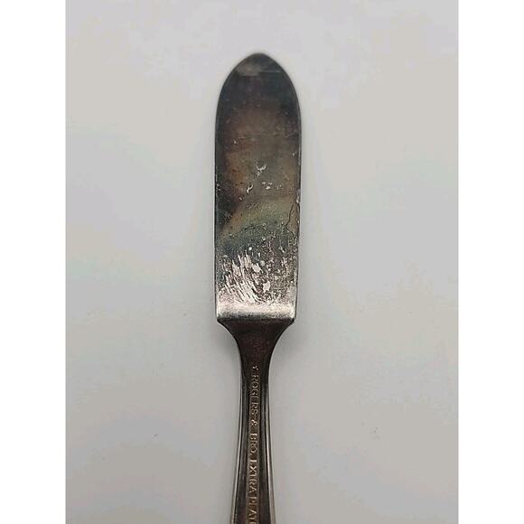 Vtg WM Rogers & Sons ROYAL MANOR Extra Silverplate Flat Handle Butter Knife - Picture 7 of 8
